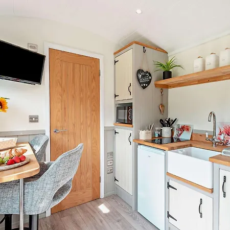 Ferienhaus 1 Bed In 96153